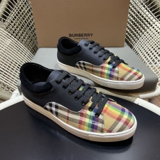 Burberry Low Shoes